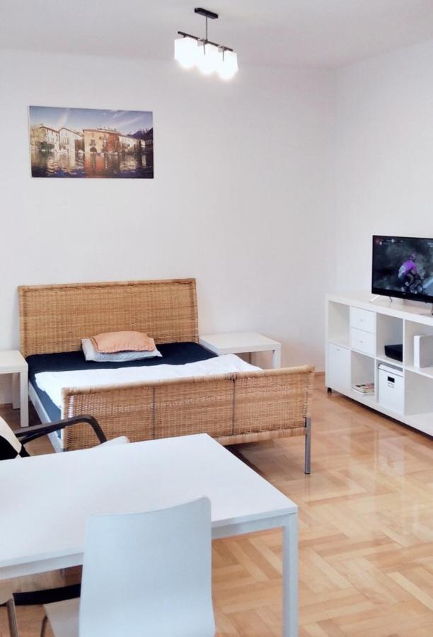Apartament Hallera Square Warsaw 27M2 Exterior foto